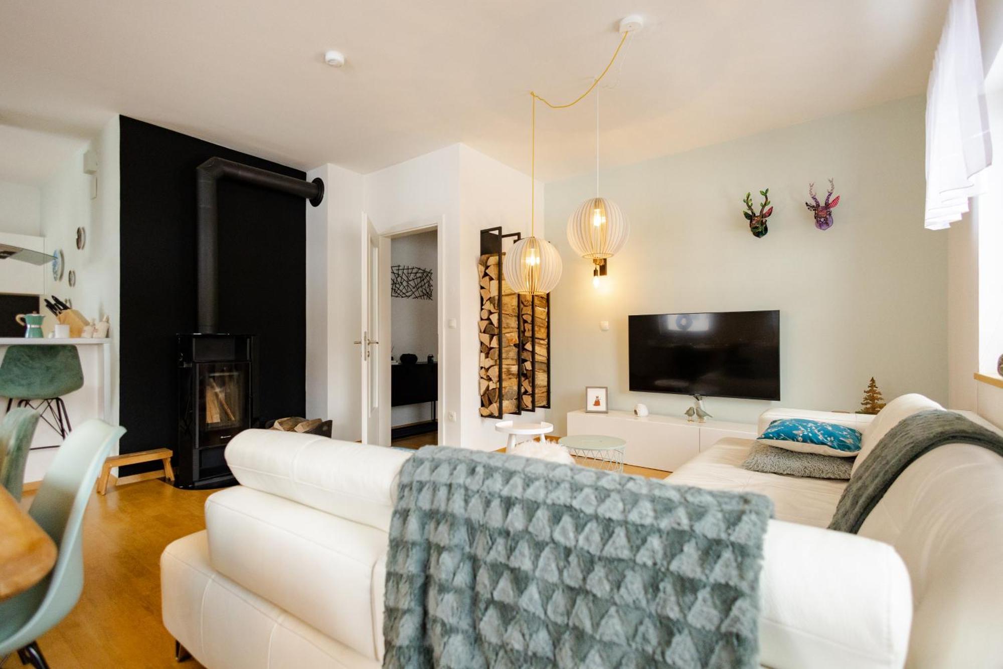 Waterfall Apartment - Cozy Mountain Retreat Kranjska Gora Bagian luar foto