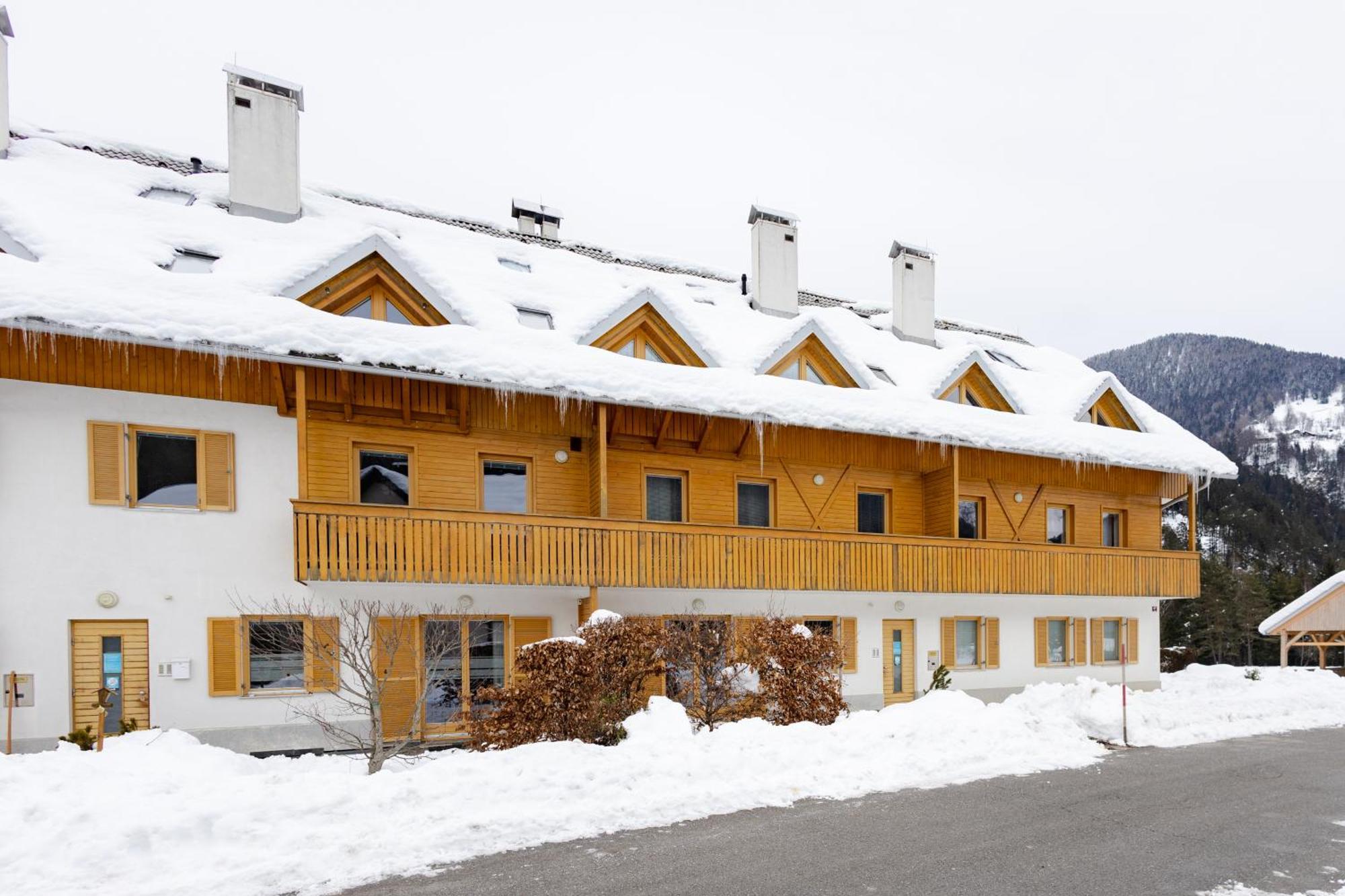 Waterfall Apartment - Cozy Mountain Retreat Kranjska Gora Bagian luar foto