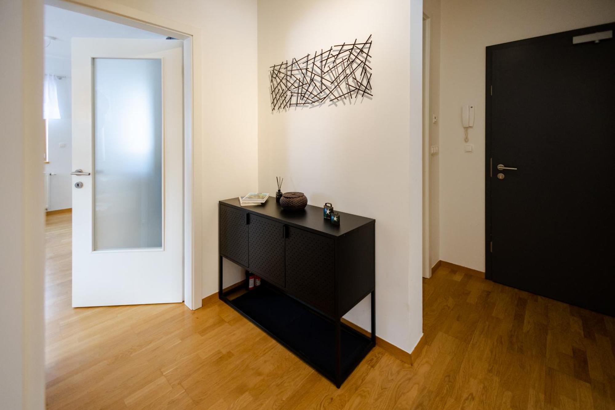 Waterfall Apartment - Cozy Mountain Retreat Kranjska Gora Bagian luar foto