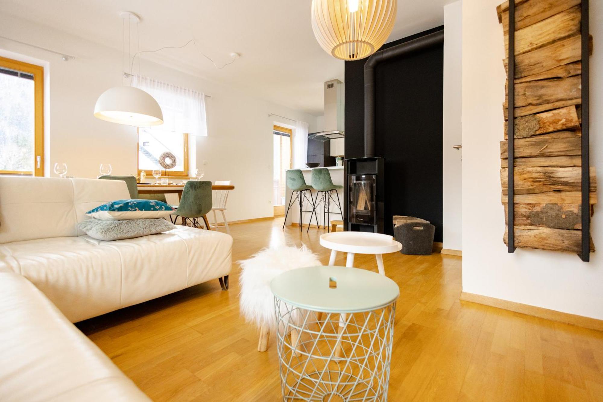 Waterfall Apartment - Cozy Mountain Retreat Kranjska Gora Bagian luar foto